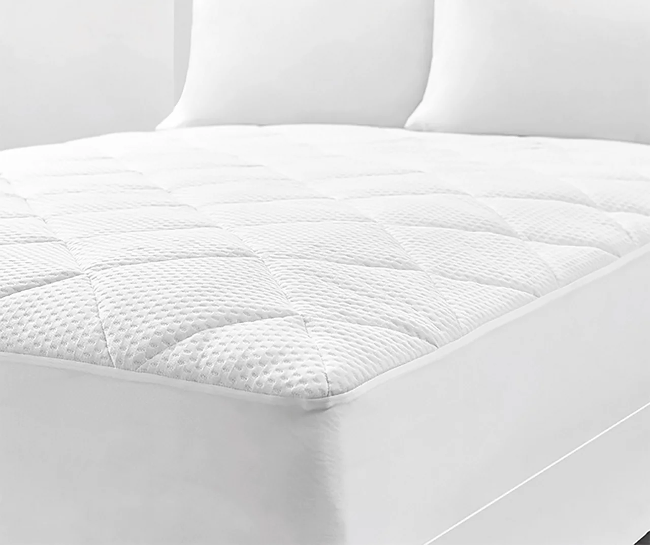 Broyhill Ultimate Comfort Cooling Mattress Pad - Image 3