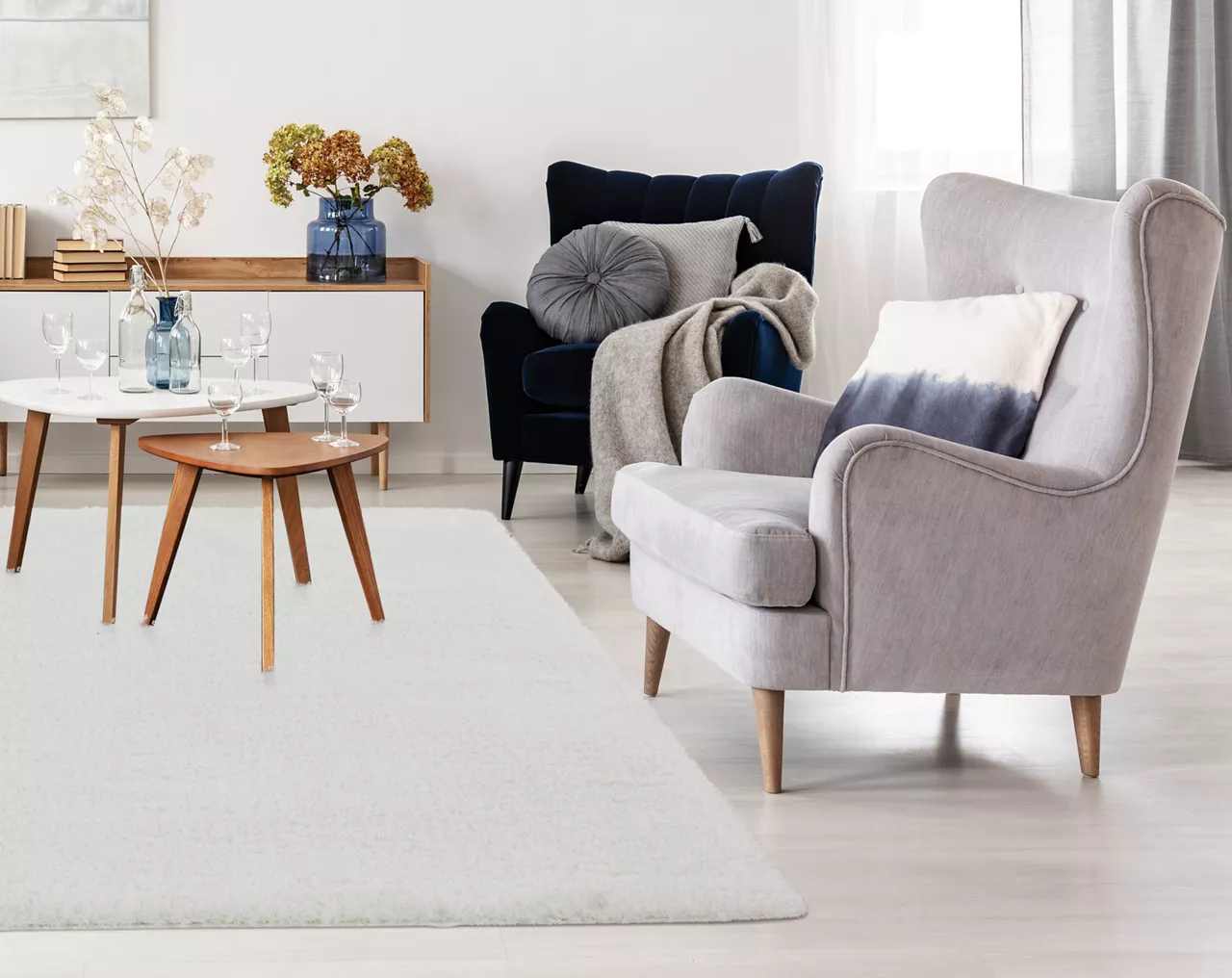 Ritz Ivory Shag Area Rug, (6' X 9') - Image 2